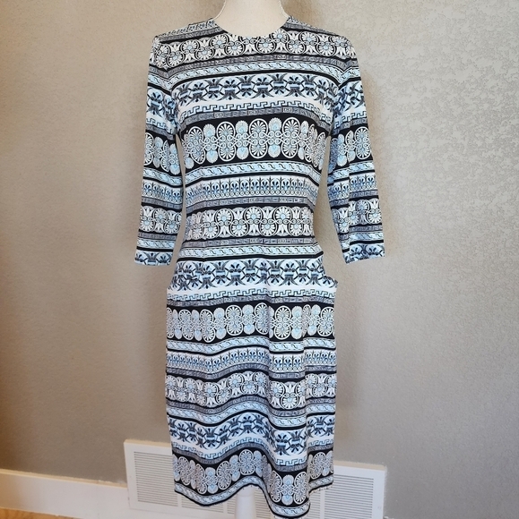 J. Mclaughlin printed dress size MEDIUM - Picture 2 of 9